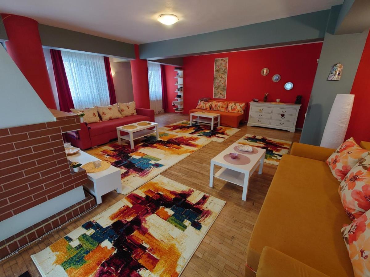 Andreea'S Apartments-Old Town Бухарест Екстер'єр фото