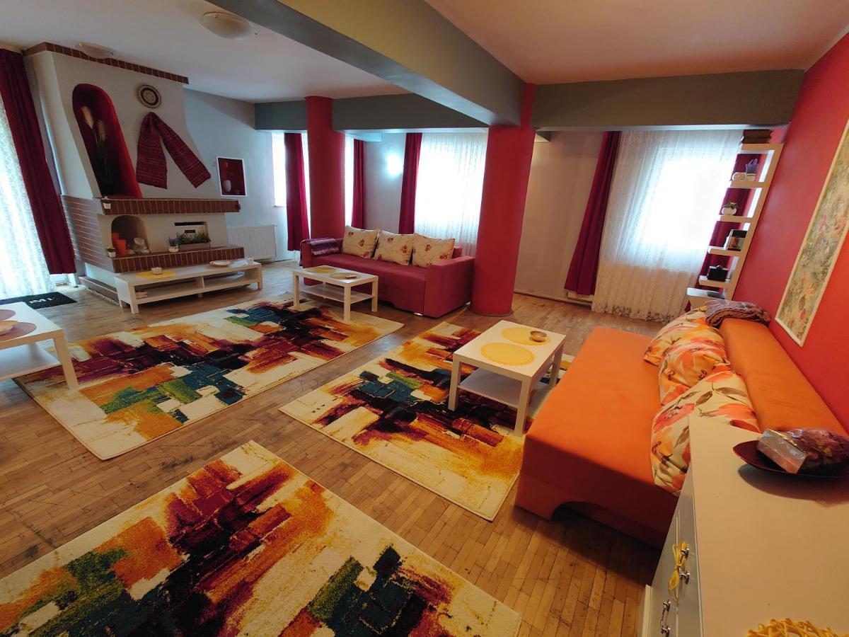 Andreea'S Apartments-Old Town Бухарест Екстер'єр фото