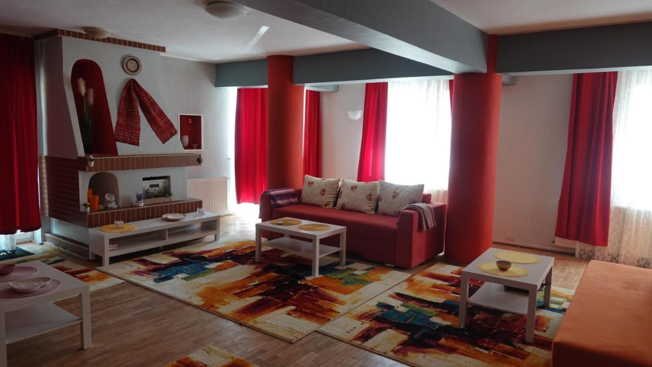 Andreea'S Apartments-Old Town Бухарест Екстер'єр фото